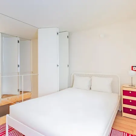 Urban Pop Loft At Alfama Ferienhaus *