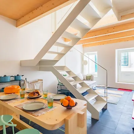 Holiday home Urban Pop Loft At Alfama